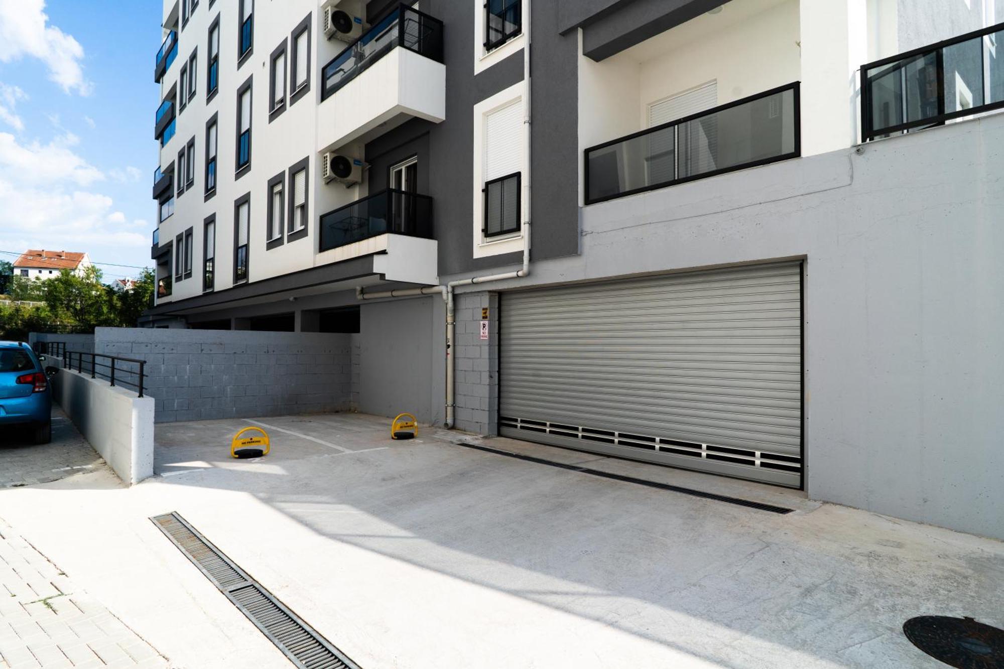 The Riverscape พอดโกริกา ภายนอก รูปภาพ